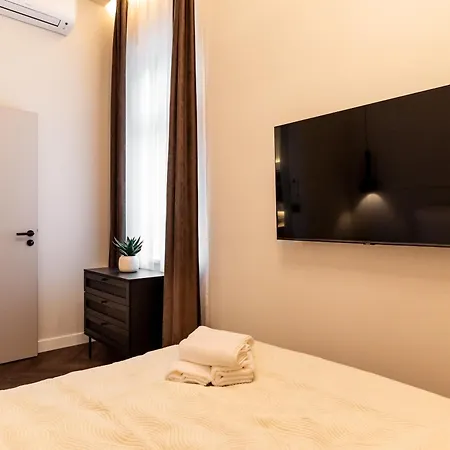Acacia Luxury Apartment Budapest Exterior photo