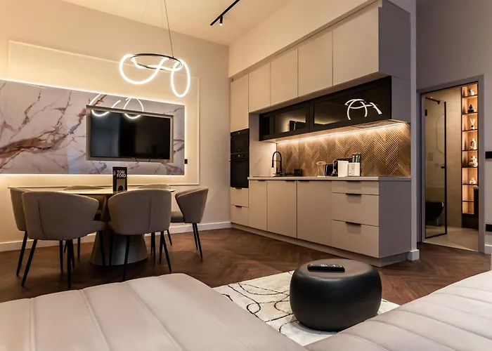 Acacia Luxury Apartment